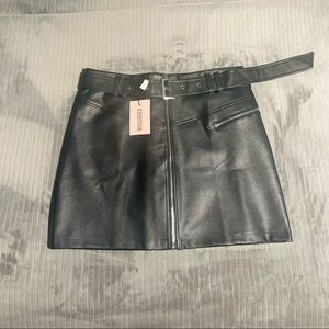 Missguided black faux leather mini skirt